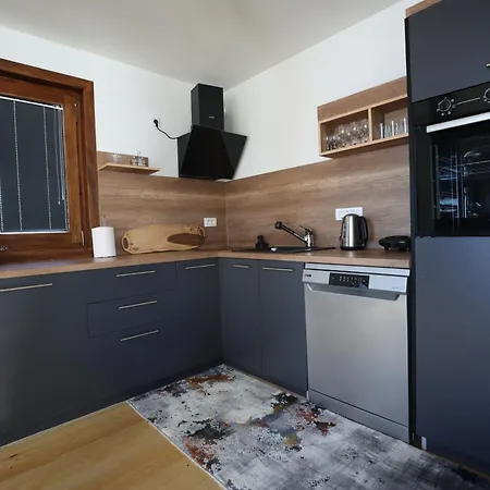 Encian Villa Travnik